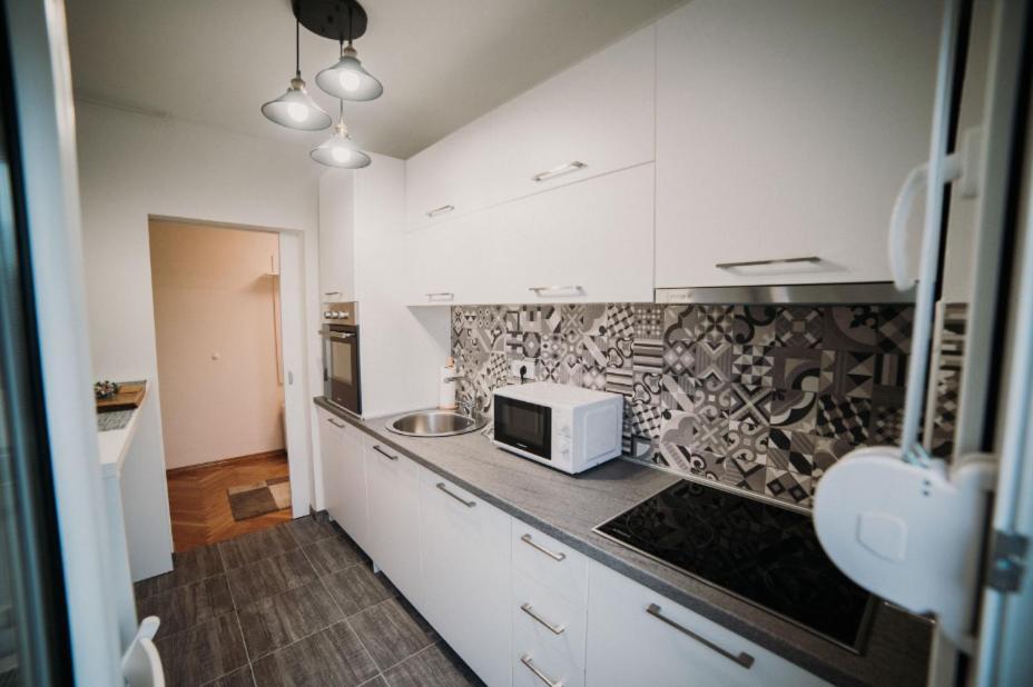 Modern Apartment Нови-Сад Экстерьер фото